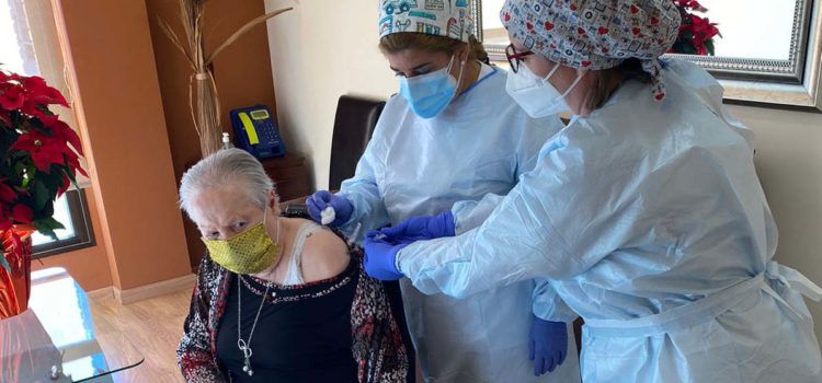 Mañana lunes continuará el proceso de vacunación con la recepción de 5.000 dosis en Castellón, tras el primer día trancurrido con normalidad