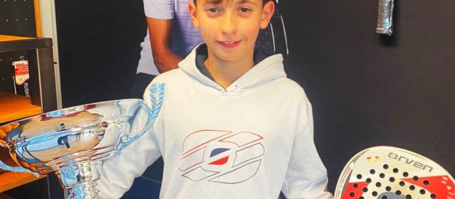 Javi Bolumar Ortí, de Vinaròs, campeón del Máster de menores en el Club Padel Bela