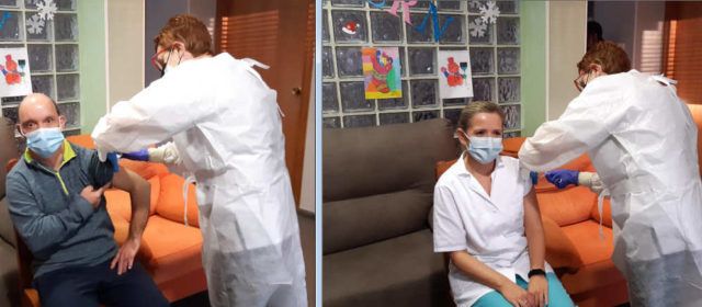 11 usuaris i els 9 treballadors de la Residència S. Francesc de Benicarló reben les primeres vacunes al Maestrat
