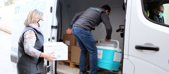 Sanidad reanuda este martes la vacunación en la Comunitat Valenciana, tras el retraso sufrido por Pfizer