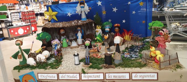 Els comerços de Vinaròs “es muden” per Nadal