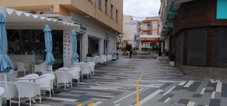 Hostaleria i comerç d’Alcalà-Alcossebre seguiran sense haver de pagar l’ocupació de via pública els pròxims 6 mesos