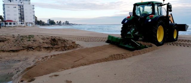 Benicarló neteja les platges, després de Filomena
