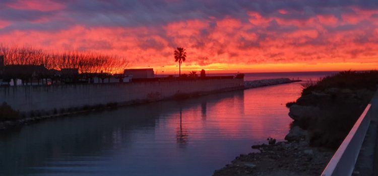 Vídeo i fotos: Una encisadora sortida del Sol