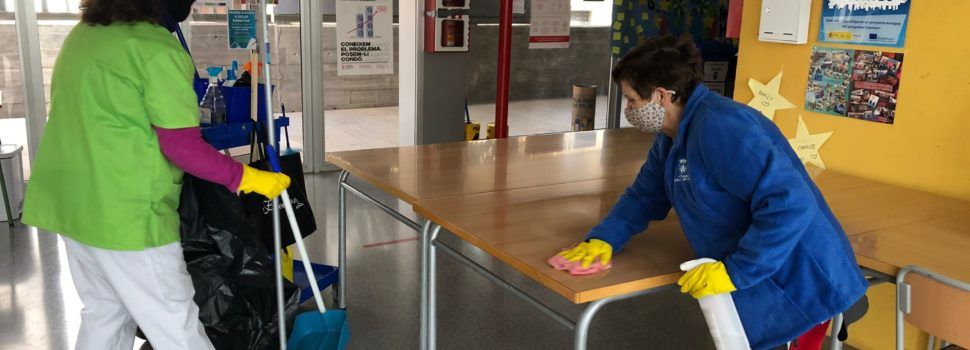 El Ayuntamiento de Alcalà-Alcossebre contrata a tres personas desempleadas para trabajos de prevención de la COVID-19 dentro del programa Avalem Experiència- ECOVID 2020