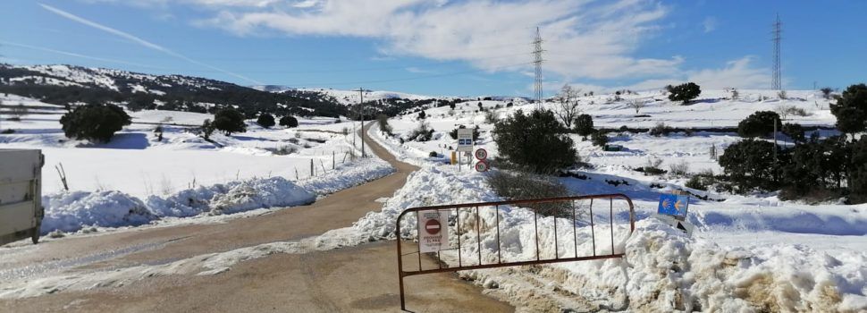 Morella limita la circulació pels camins rurals i facilitar els treballs de neteja de la neu