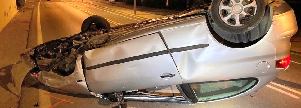 Bolca un cotxe a la carretera de la costa sud de Vinaròs
