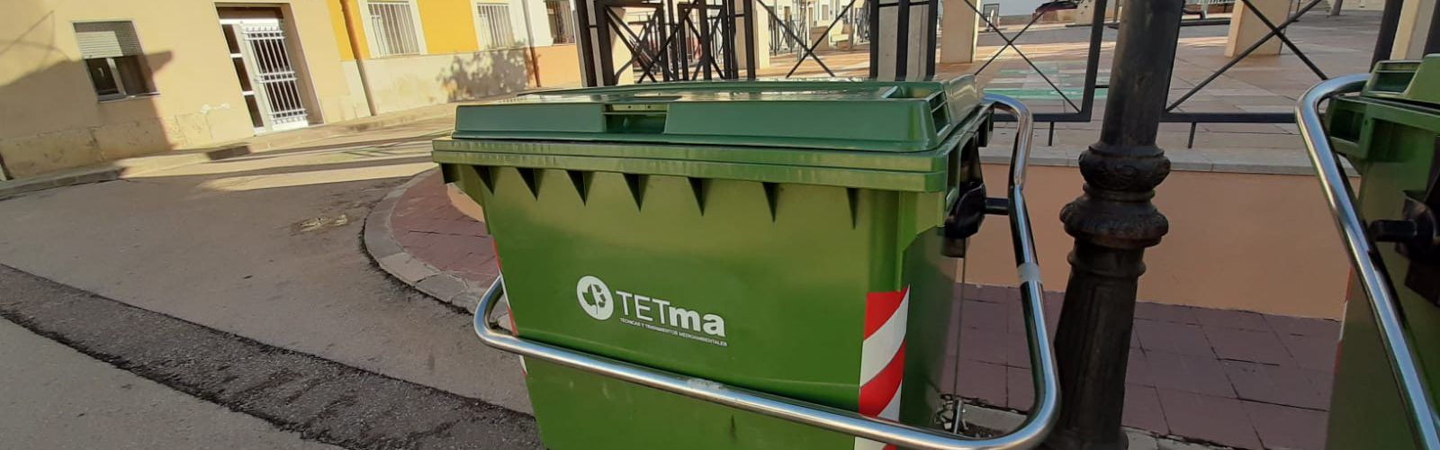 Xert canvia els contenidors de recollida de residus per els de sistema articulat de pedal