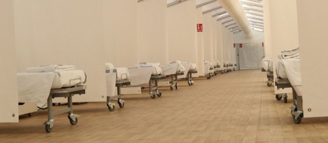 Sanidad acondiciona 280 camas en los hospitales de campaña, 80 en el de Castellón