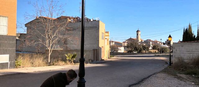 Santa Magdalena contracta a un electricista a través del programa EMPUJU