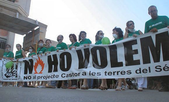 Compromís lamenta que amb el nou Govern “res canvie respecte al Castor i continue vetant-se la seua investigació parlamentària”
