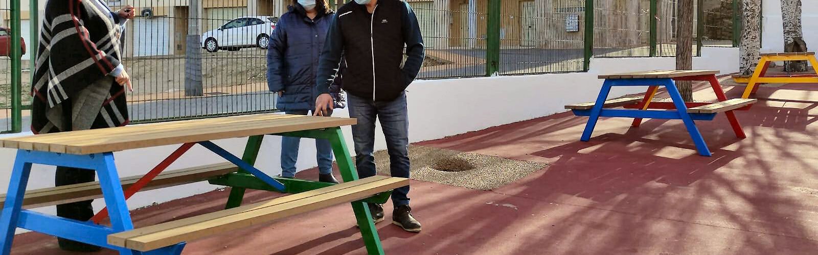 L’Ajuntament de Càlig millora l’entorn del pati del CEIP Felicinda Collell