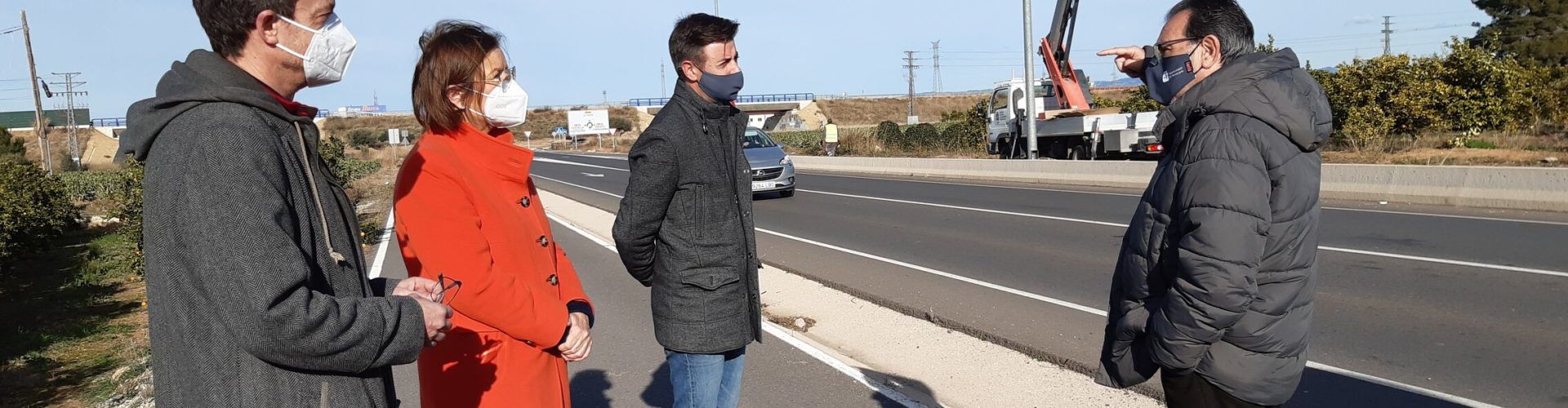 Benicarló millora la il·luminació de la carretera del Polígon El Collet