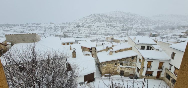 Portell, sense llum i amb problemes telefònics