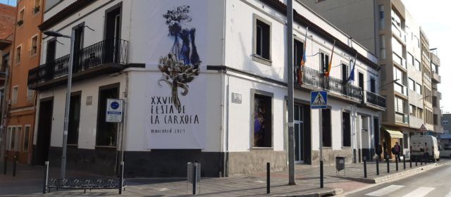 Turisme ambienta Benicarló amb imatges commemoratives de la Festa de la Carxofa