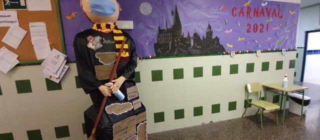 Harry Potter “es disfressa” de Rei Carnestoles al col·legi Assumpció
