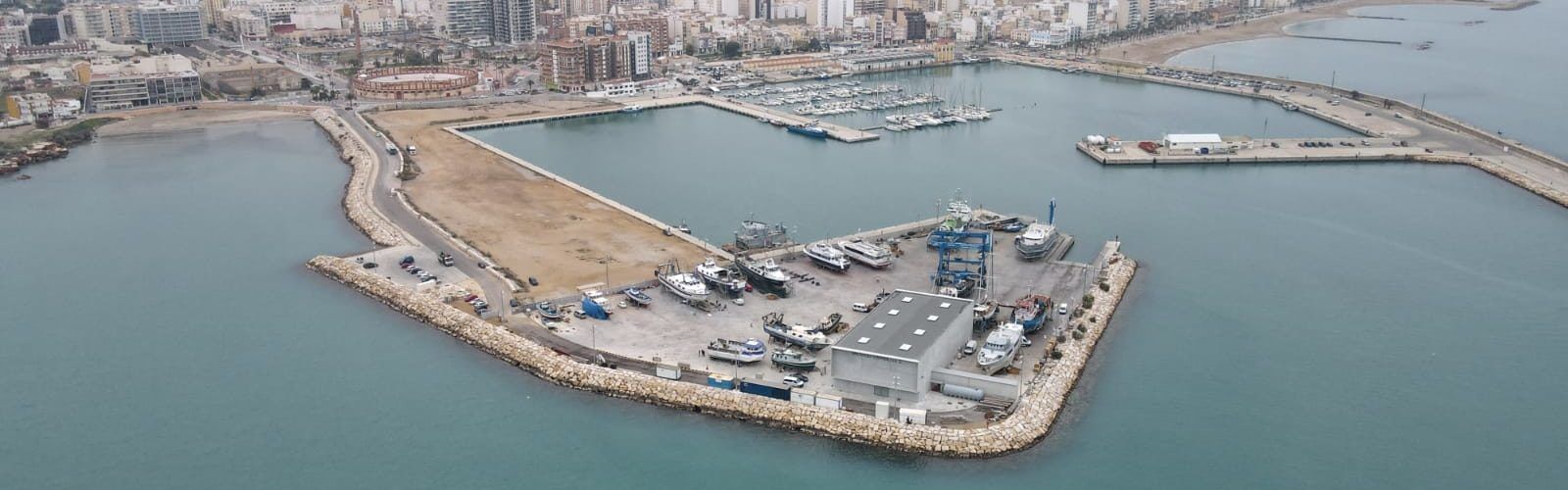 Fotos: el port de Vinaròs, a vista de dron