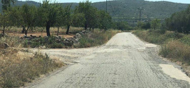Comencen les obres d’asfaltat del Camí Catí de Tírig