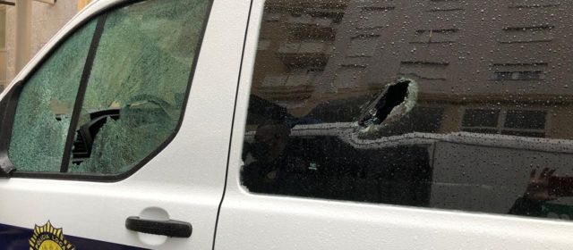 Vandalisme amb dos cotxes de la policia local de Vinaròs