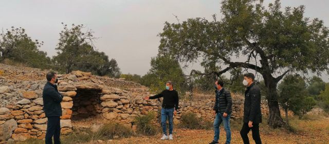 Peníscola elabora un catàleg dels béns de pedra en sec en el seu terme municipal