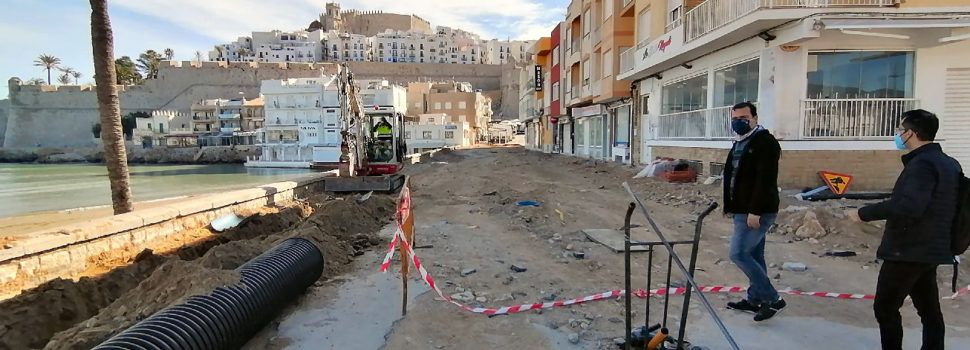 Avancen les obres de reurbanització de l’avinguda de la Mar a Peníscola