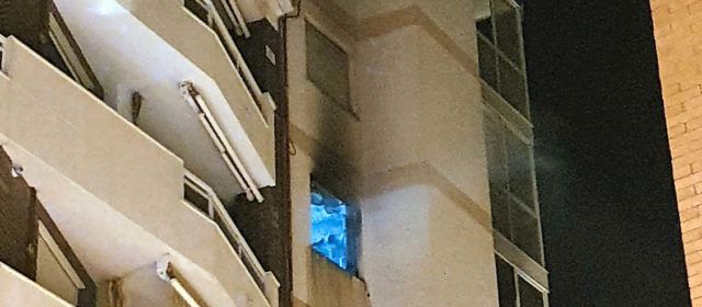 Vídeos i fotos: incendi al carrer de les Ànimes de Vinaròs