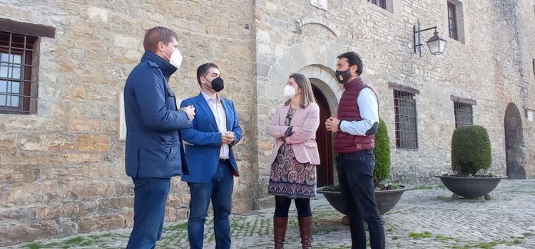 Los pueblos más bonitos de España y esMontañas se alían por la revitalización de los pequeños municipios