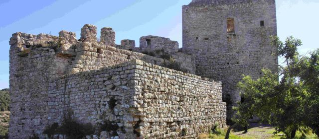 Ben Vist: Castell de Polpís, Santa Magdalena