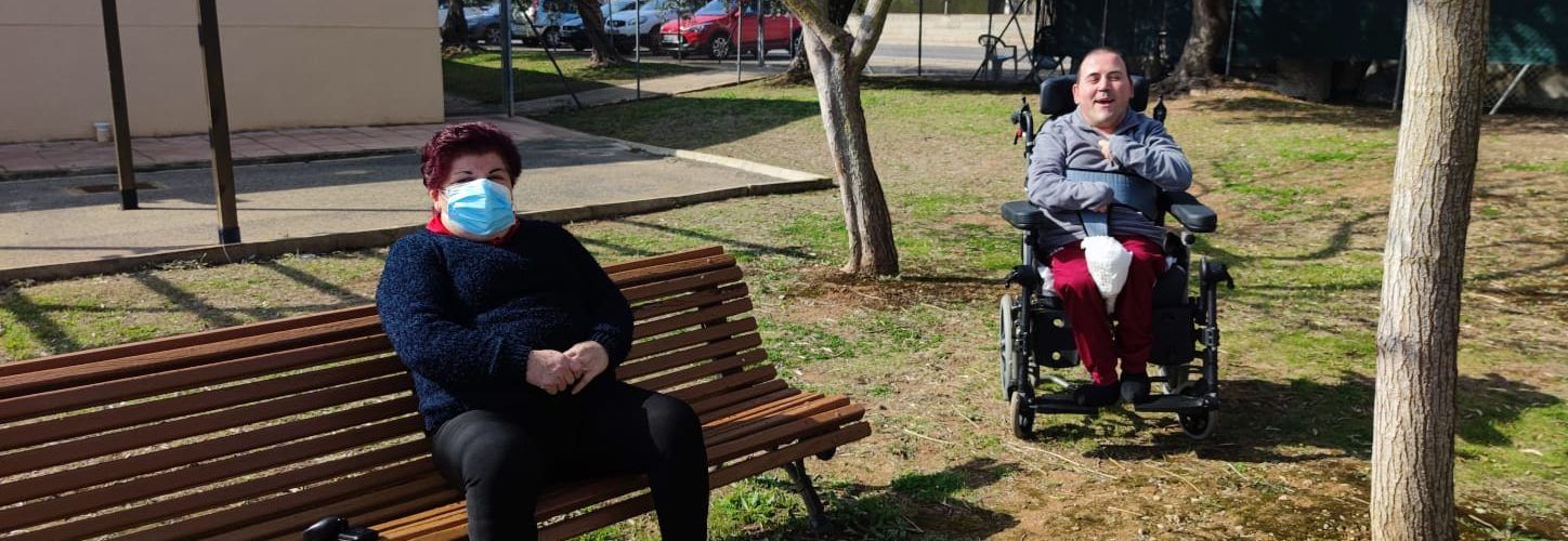 Es reprenen les visites de familiars a les persones residents del Geriàtric i El Collet