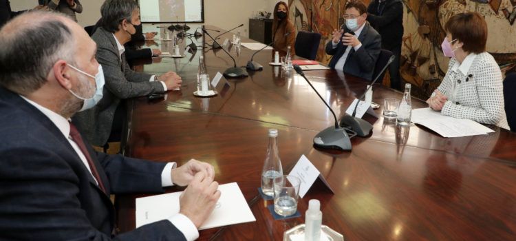 La Conselleria sigue adelante con el Plan de Vacunación, al haber suficientes dosis de Astrazeneca sin necesidad de usar el lote apartado en varios países