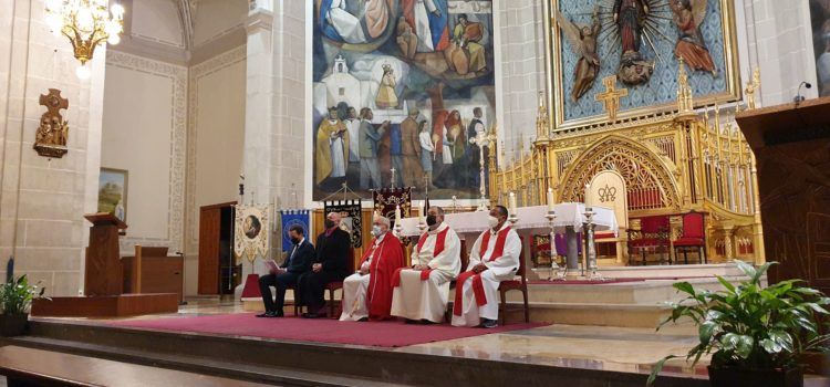 Vídeo i fotos: Pregó de la Setmana Santa de Vinaròs