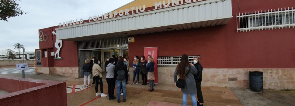 Sanidad vacuna esta semana a 52.000 personas de centros docentes de la Comunitat Valenciana