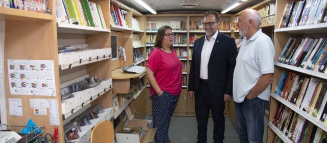 La Diputació ampliarà a més comarques de l’interior el servei de biblioteca mòbil amb l’adquisició d’un nou bibliobús