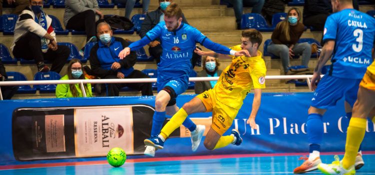Derrota contundente del Peñíscola Globeenergy en Valdepeñas (7-2)