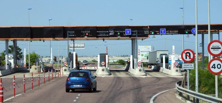 El Ministerio sigue sin definir los 3 accesos a la AP-7, como el de Vinaròs, tras liberalizarla