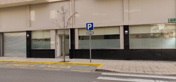 Sanitat assumeix el transport dels pacients de diàlisi del nou centre de Vinaròs