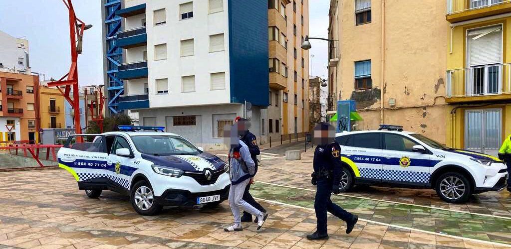 Detingut “in fraganti” robant electrodomèstics a Vinaròs
