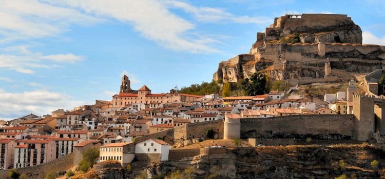 Morella demana màxima prevenció en un pont amb alta ocupació