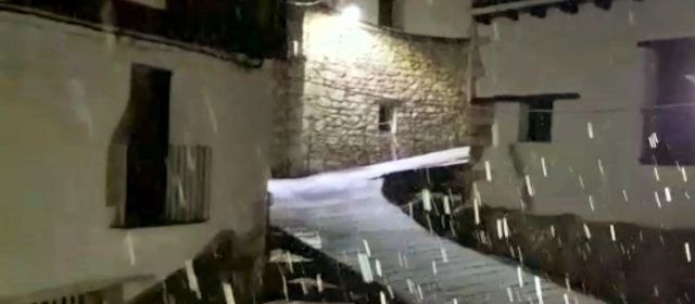 Vídeos: nevant a Vallibona
