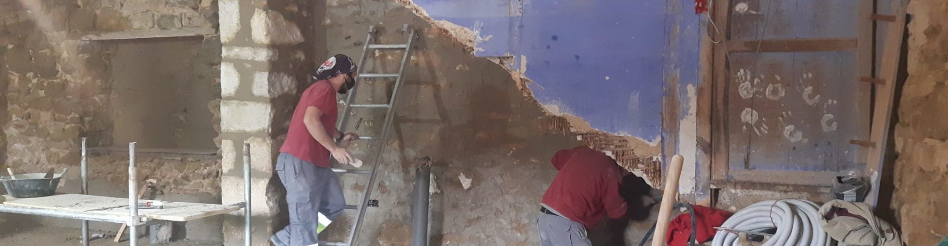 Avancen les obres de rehabilitació de l’antiga escola de La Pobleta