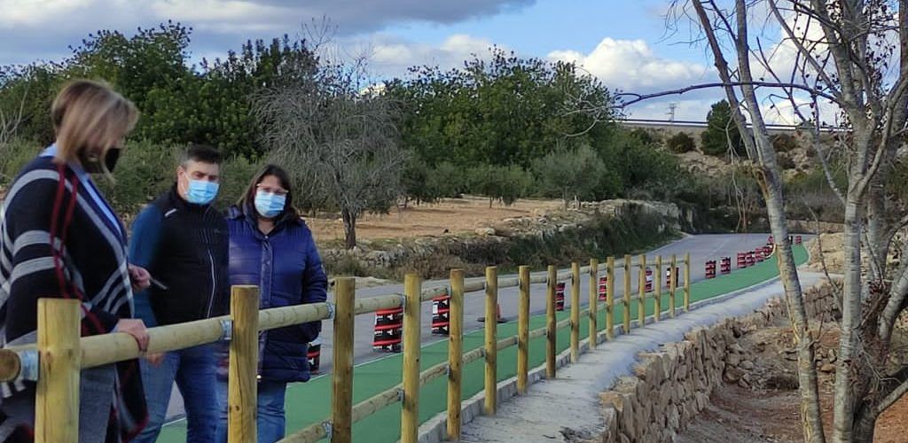 Finalitzen els treballs del nou carril cicloturista al vial Càlig-Peníscola