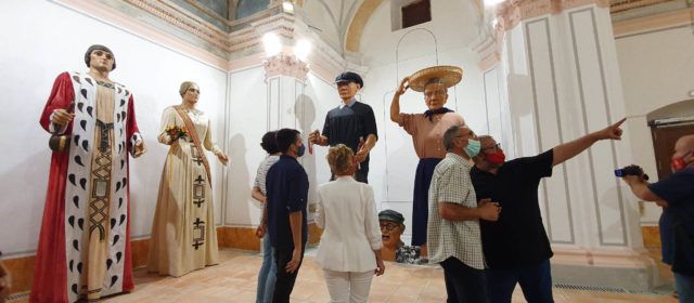 A vueltas con la“casa dels Nanos i Gegants” de Vinaròs