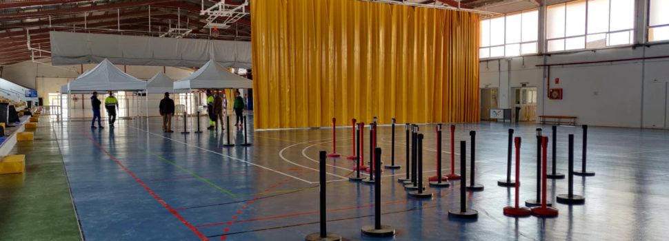 Vinaròs prepara el pavelló poliesportiu per a la vacunació massiva