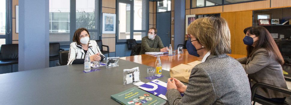 L’UJI i l’Ajuntament estudien vies per a reforçar la col·laboració per als Premis Literaris Ciutat de Benicarló