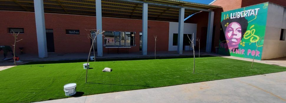 Ajuntament de Vilafranca i IES creen una zona per a poder esmorzar a l’aire lliure
