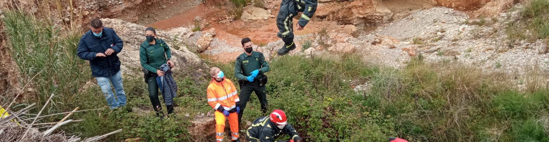 Rescatada en Benicarló una mujer precipitada al cauce de la Rambla Cervera