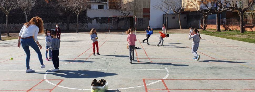 La primera setmana de classes després de vacances conclou amb només un grup confinat a les comarques castellonenques