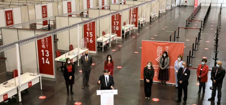 Ximo Puig anuncia que la Comunitat Valenciana recibirá la próxima semana 401.400 dosis de vacunas contra la COVID-19