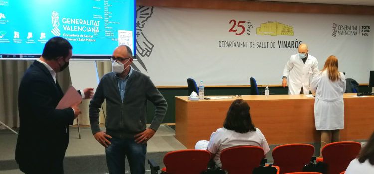 Andrés Martínez recuerda a Sanitat que Peñíscola dispone de un espacio habilitado para la vacunación de los vecinos de la población