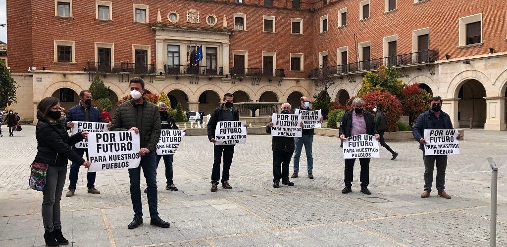 Asociación Viento Alto: “En el Maestrazgo ya hay al menos 14 familias que viven directamente de los parques eólicos” dicen que rio los parques eólicos